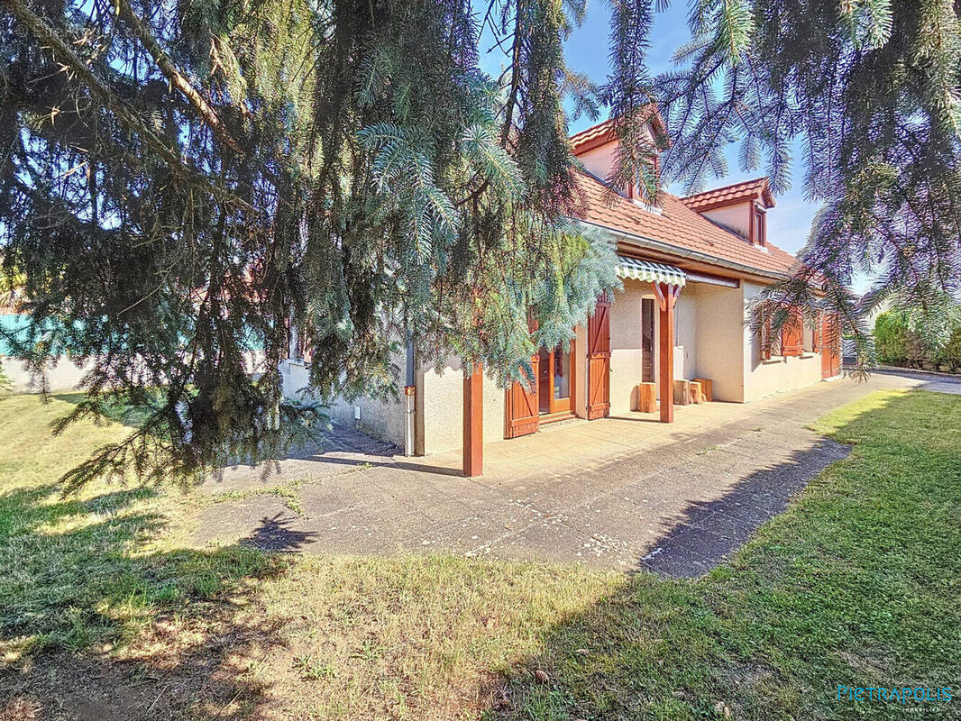 Maison à VIREY-LE-GRAND