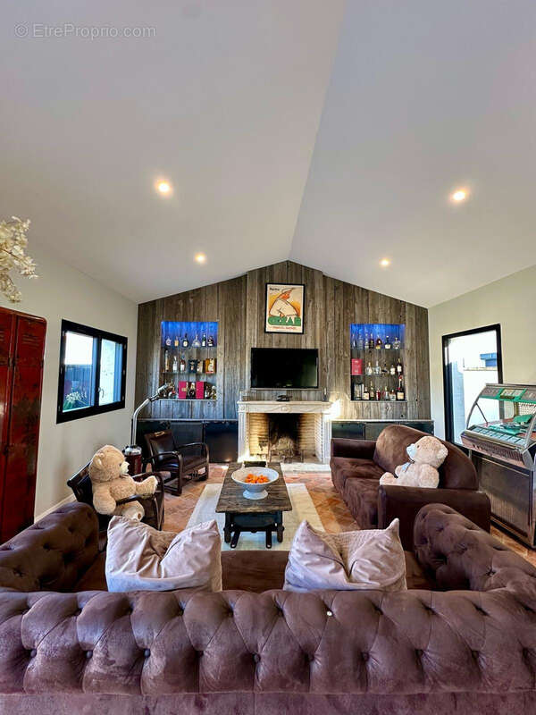 Maison à VAUX-SUR-MER