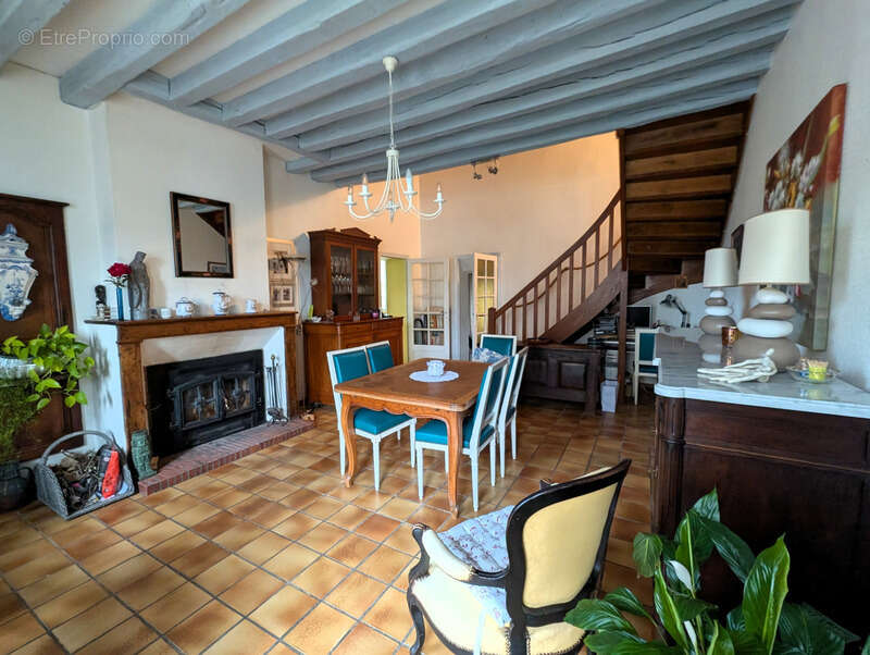 Maison à VITRY-AUX-LOGES