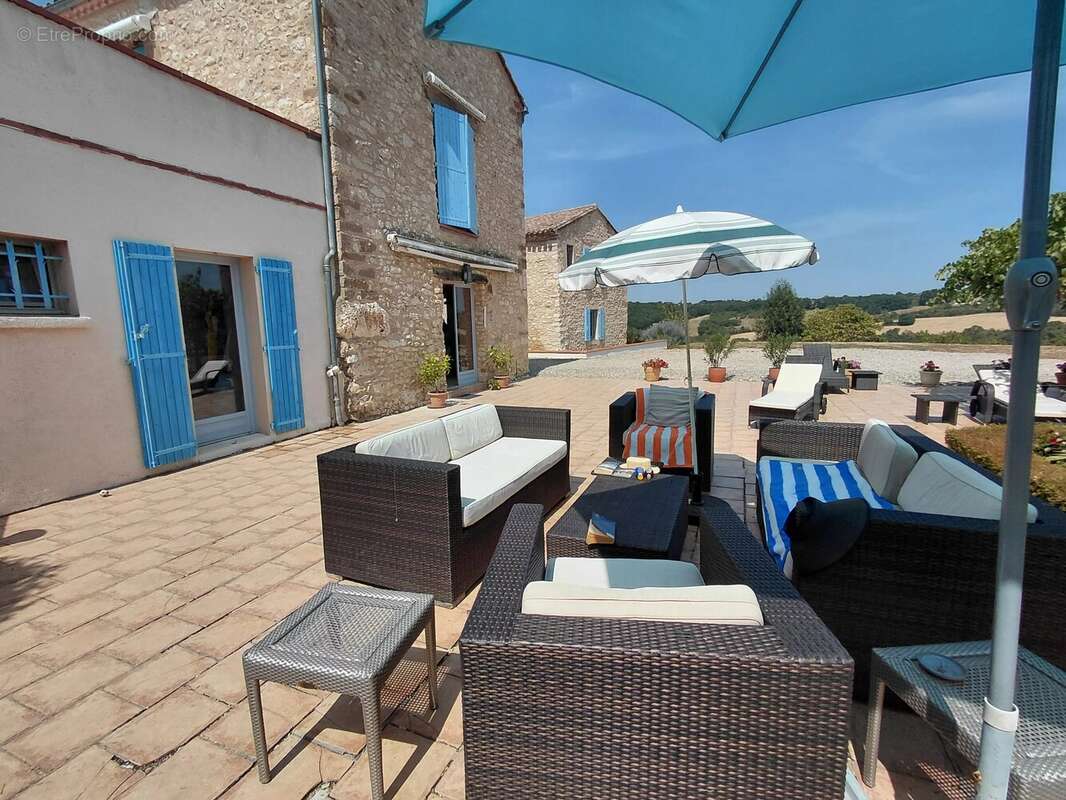 Deux maisons de caractère près de Cordes-sur-Ciel avec piscine et vues panoramiques - photo 5