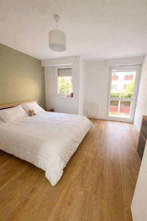 CHAMBRE 1 - Appartement à ANNEMASSE