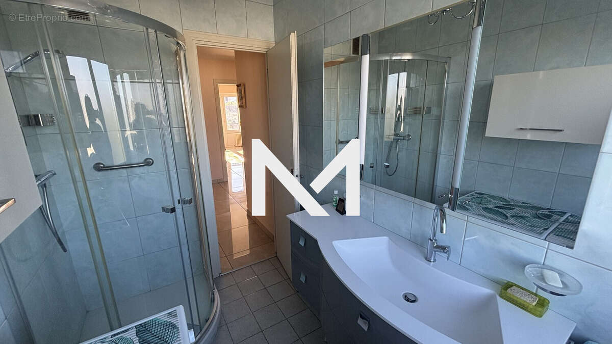 Appartement à ECHIROLLES