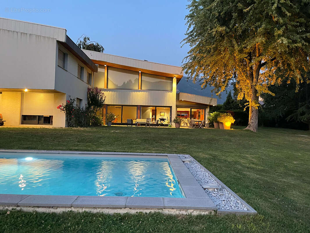 Maison à MYANS