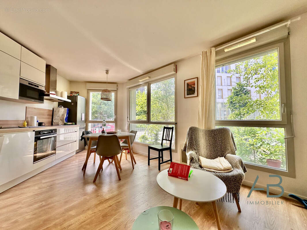 Appartement 47 m² à Lille  - photo 2