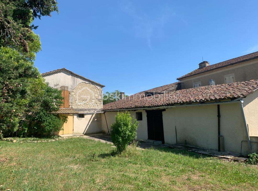 Proche centre ville de Condom - ensemble immobilier - photo 3