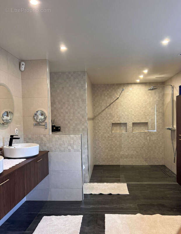 Maison à SAINT-QUENTIN-SUR-LE-HOMME