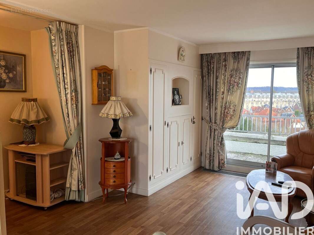 Photo 4 - Appartement à COMPIEGNE