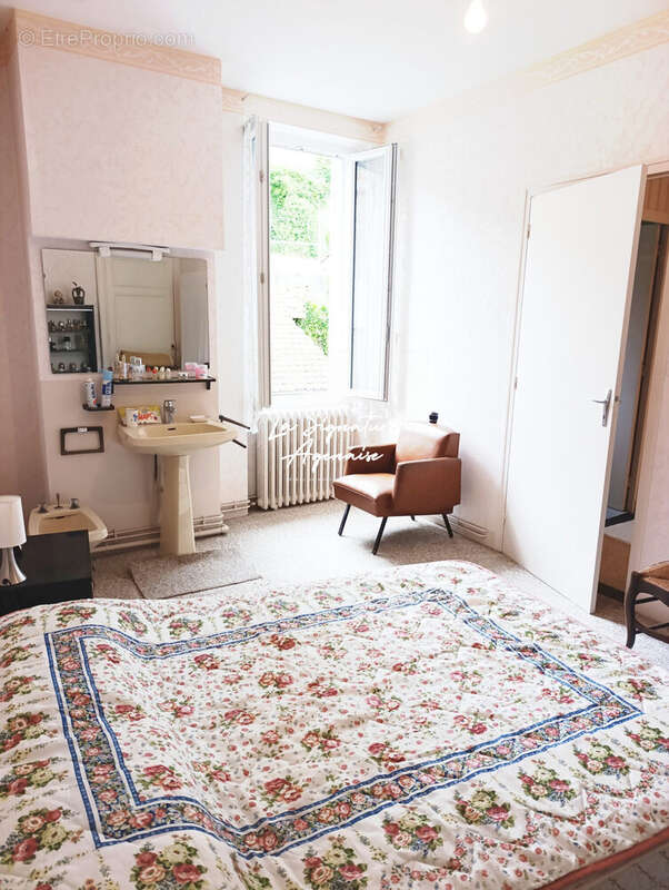 Maison à SAINT-LAURENT