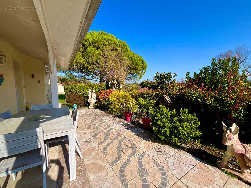 Maison à CASTELMORON-SUR-LOT