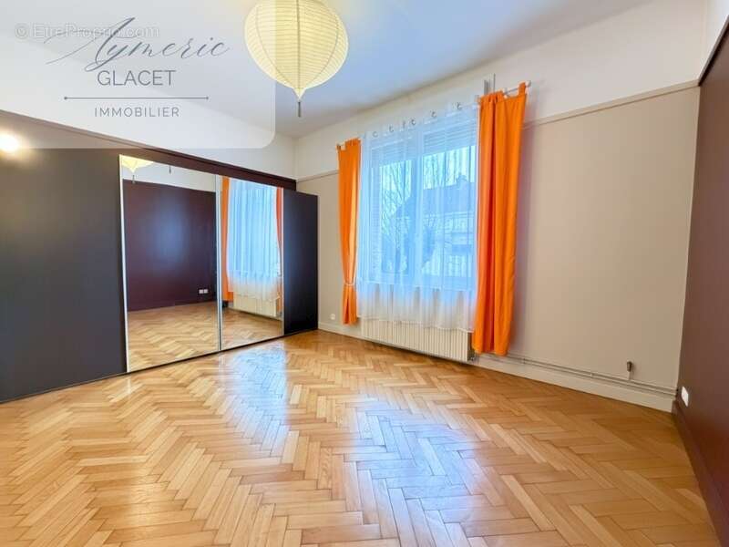  maison individuelle de caractère – grand terrain arboré – volumes généreux - photo 9