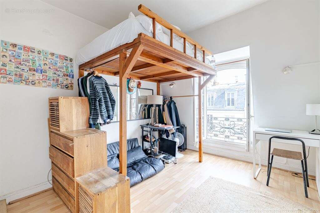 Appartement à PARIS-12E