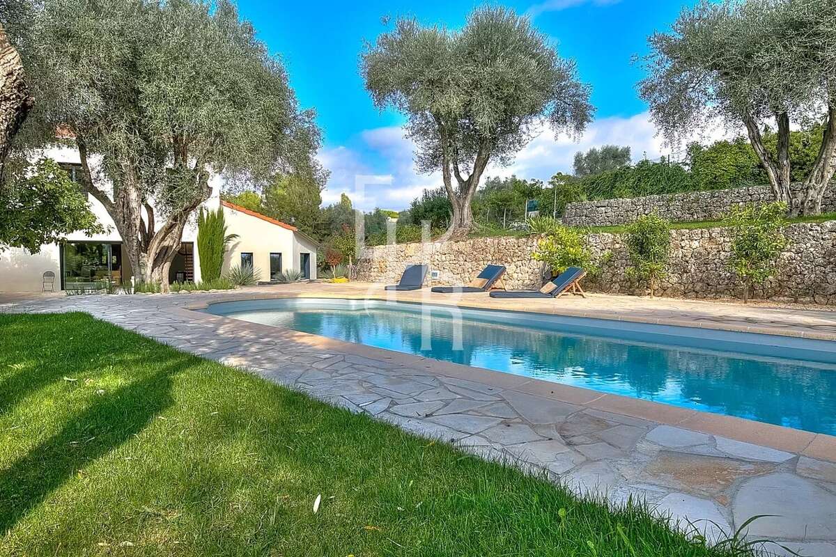 Maison à MOUGINS