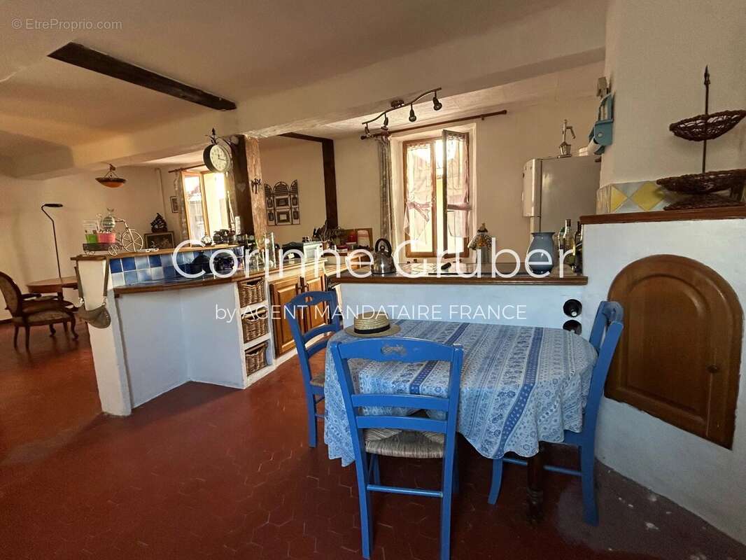 Appartement à MEZEL