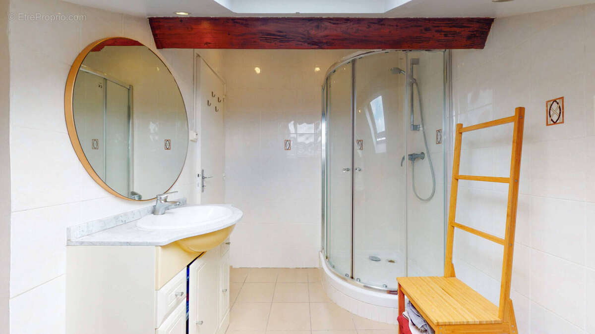 Appartement à NANTERRE