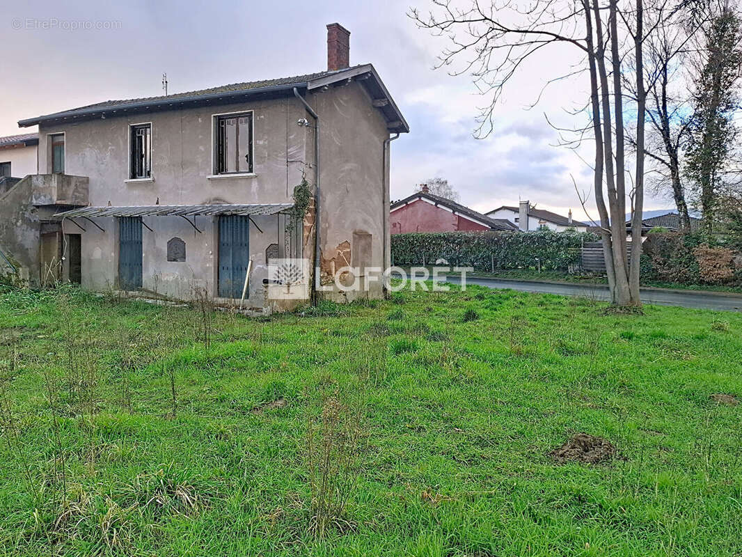 Maison à TAPONAS