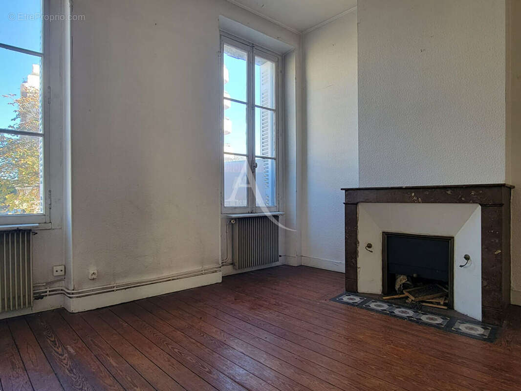 CAUDERAN PARC BORDELAIS - Maison à rénover 5 chambres - photo 10