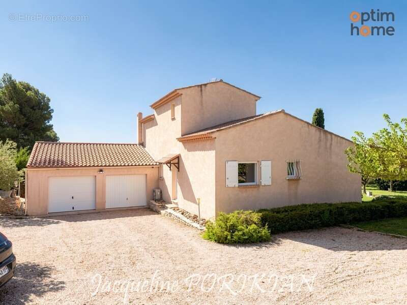 Maison à LA MOTTE-D'AIGUES