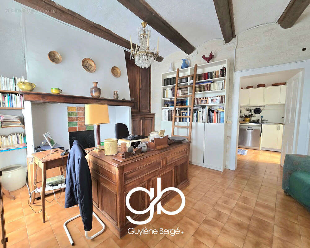 Maison à SAINT-SERIES