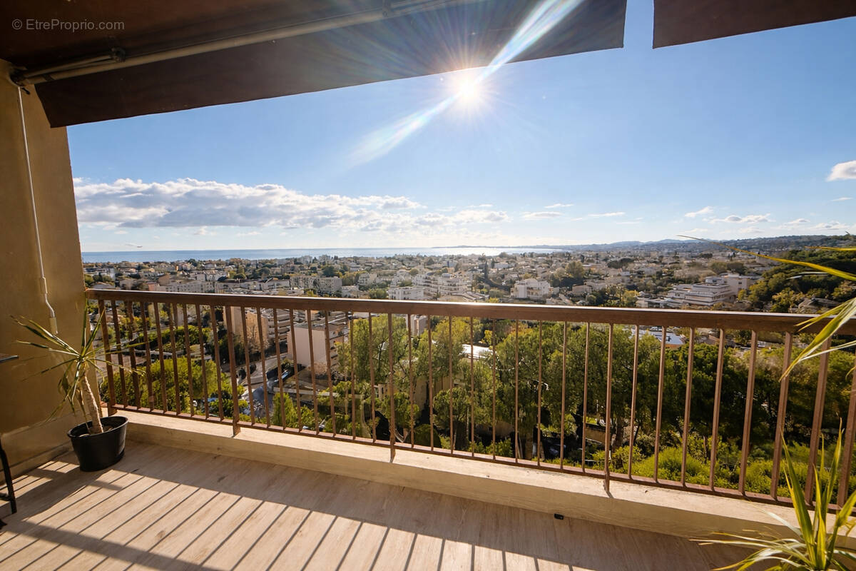 Appartement à CAGNES-SUR-MER