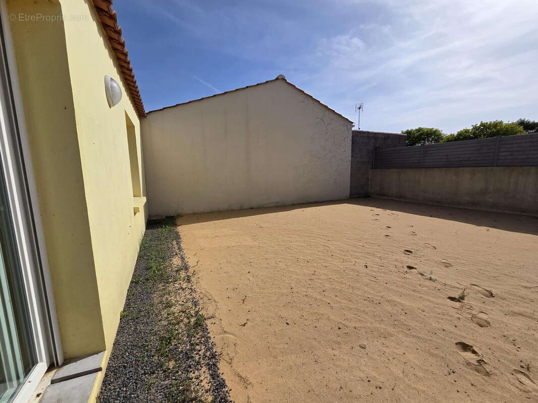 5mn du centre ville, et 10 mn des plages, idéale principale ou investissement locatif - photo 3