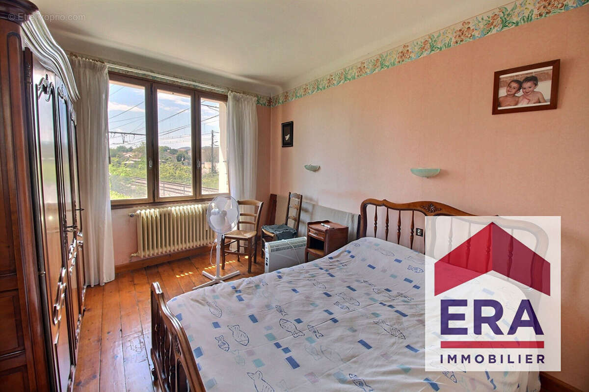 Maison à PONT-SAINT-ESPRIT