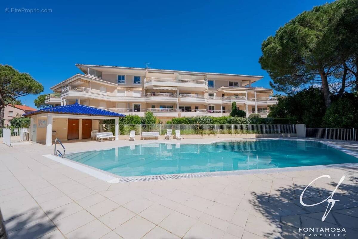 Appartement à SAINT-RAPHAEL