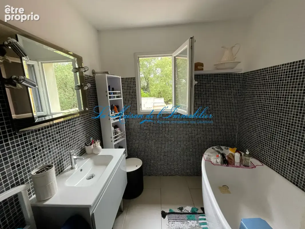 St Hilaire de Brethmas, villa T6 de 167 m2 hab sur 920 m2 de terrain - photo 7