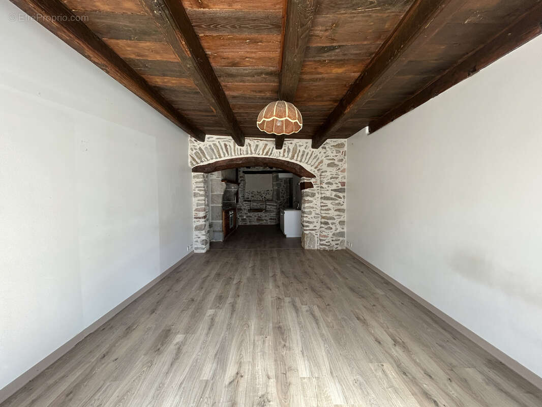 Maison à RIEUPEYROUX