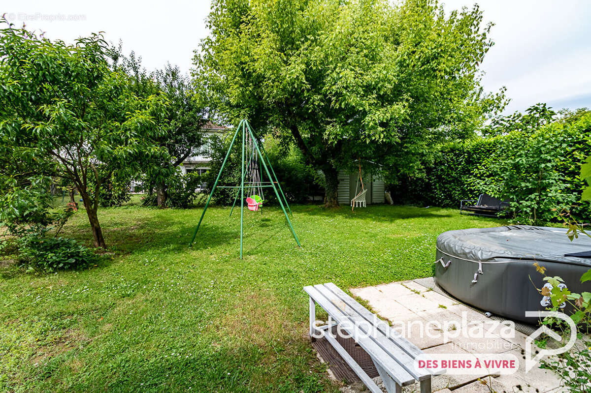 Maison à BOURG-EN-BRESSE