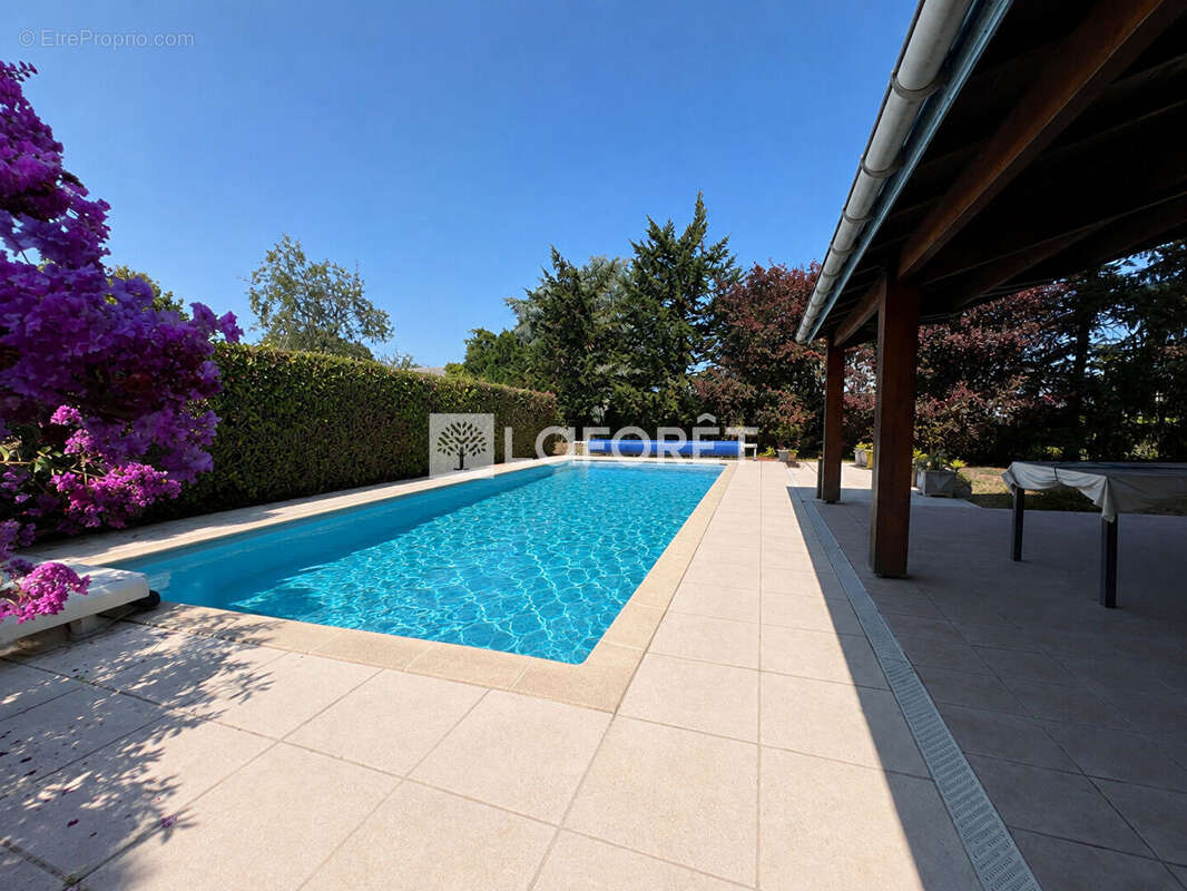 Maison Saint Georges Des Coteaux 5 pièces 103 m2 - photo 3