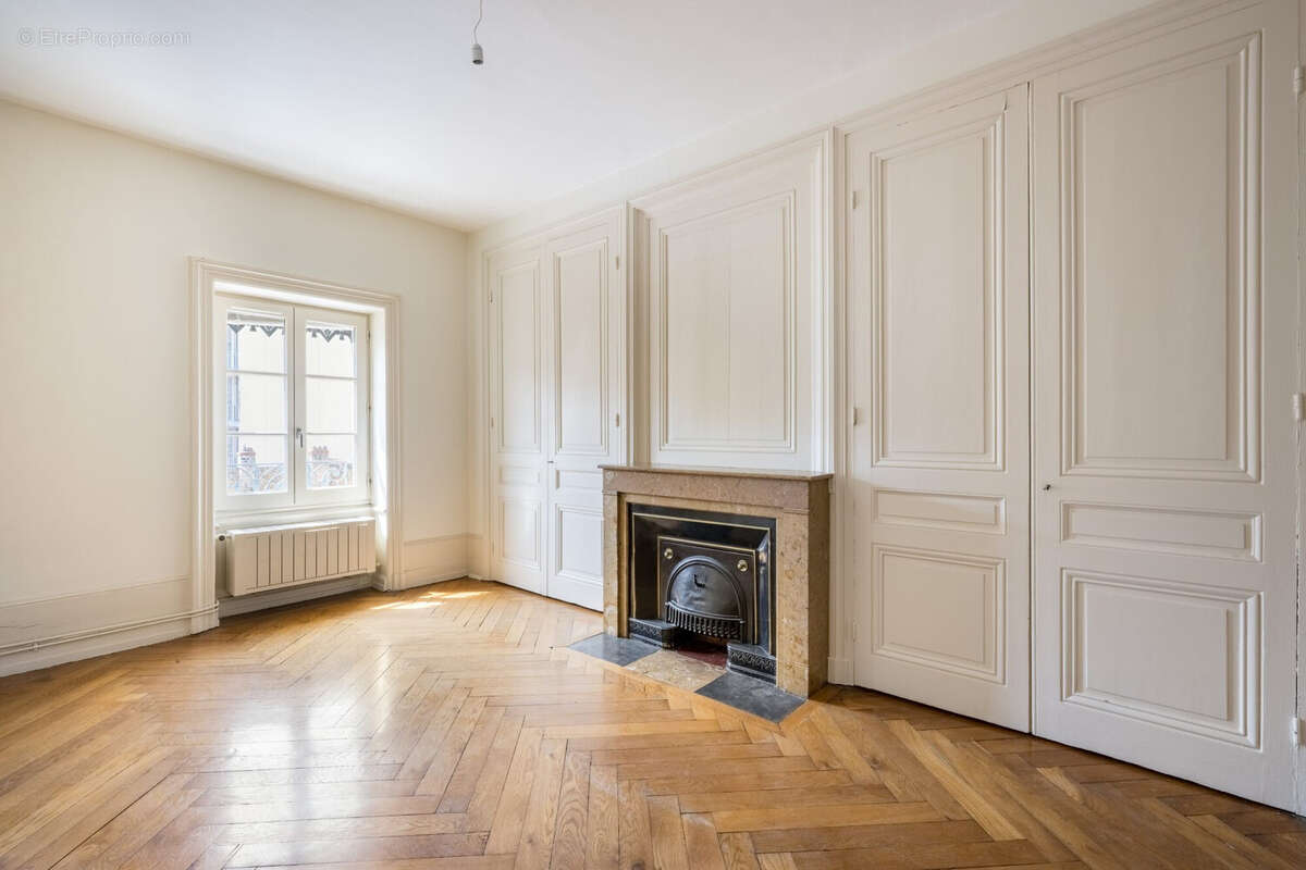 Appartement à LYON-6E
