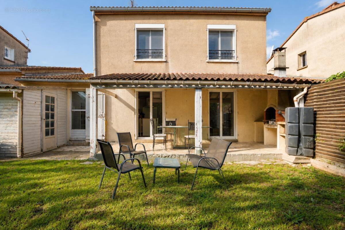 Maison à PALAJA