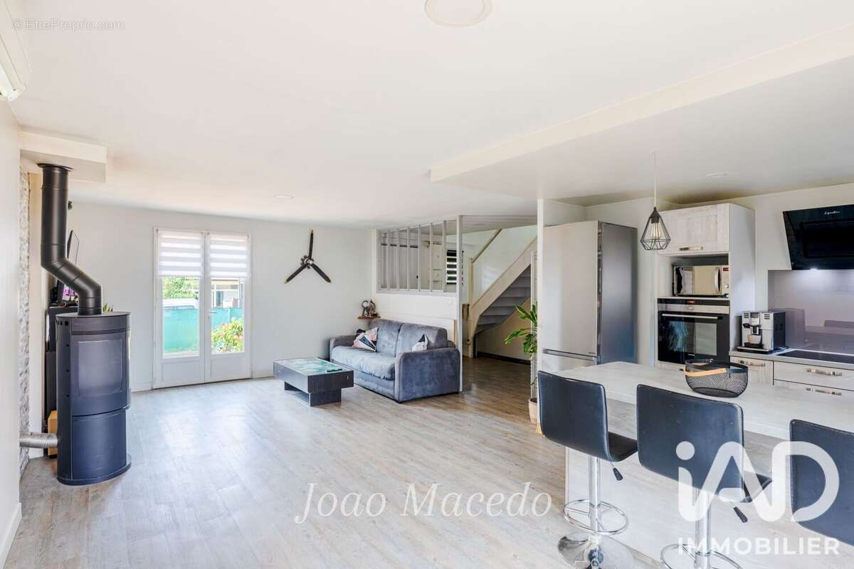 Maison 123 m² à Marines  - photo 4