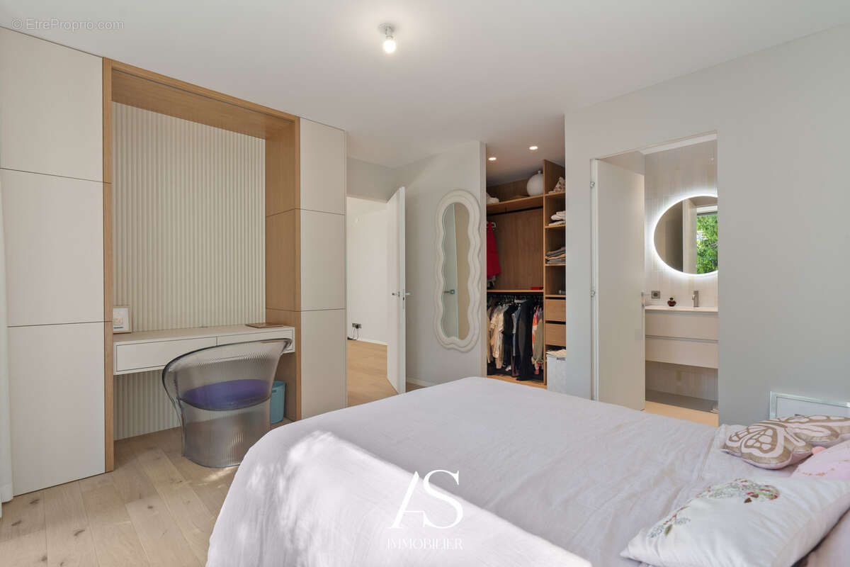 Maison à SAINT-CYR-AU-MONT-D'OR