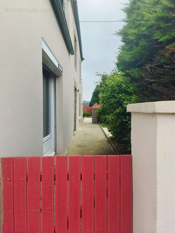 Maison à PLOUGUERNEAU