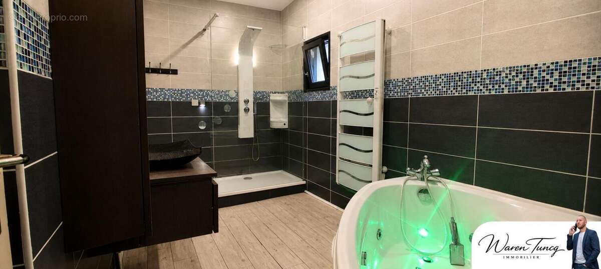 Maison avec piscine et logement locatif – Chaillé-Les-Marais (85450) - photo 5