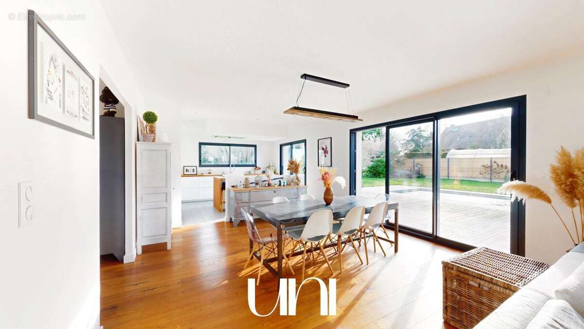 Maison à BRETTEVILLE-L'ORGUEILLEUSE