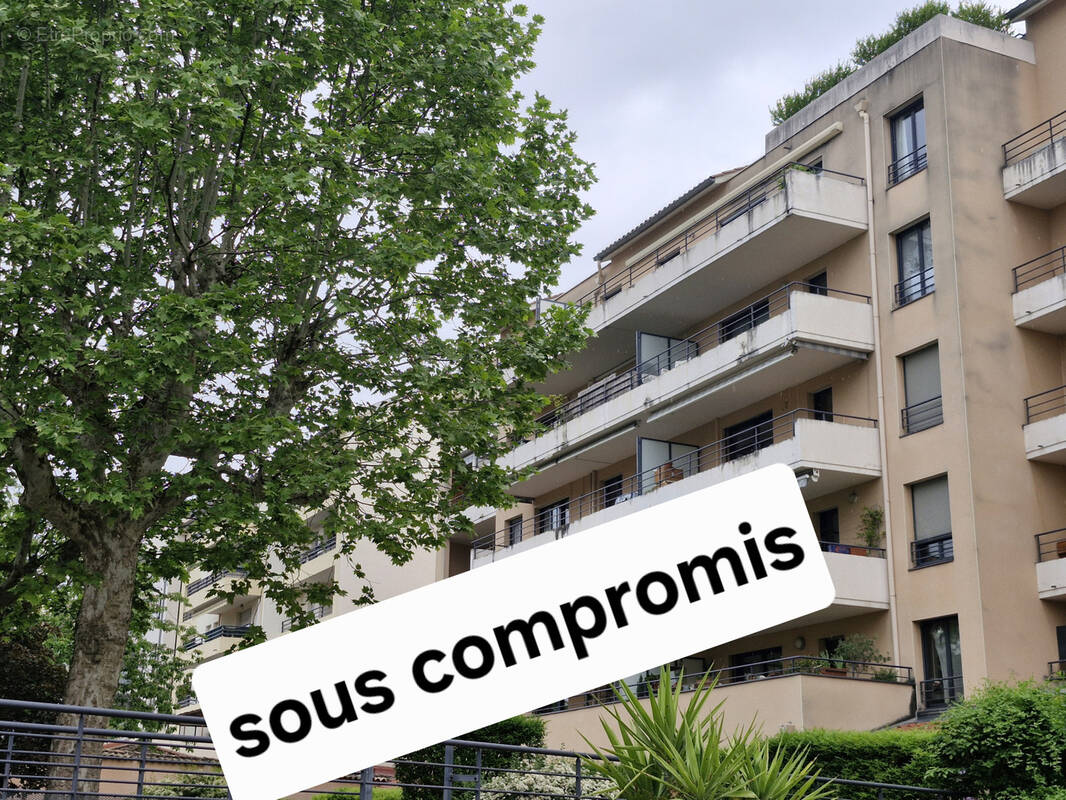 Appartement à BRON
