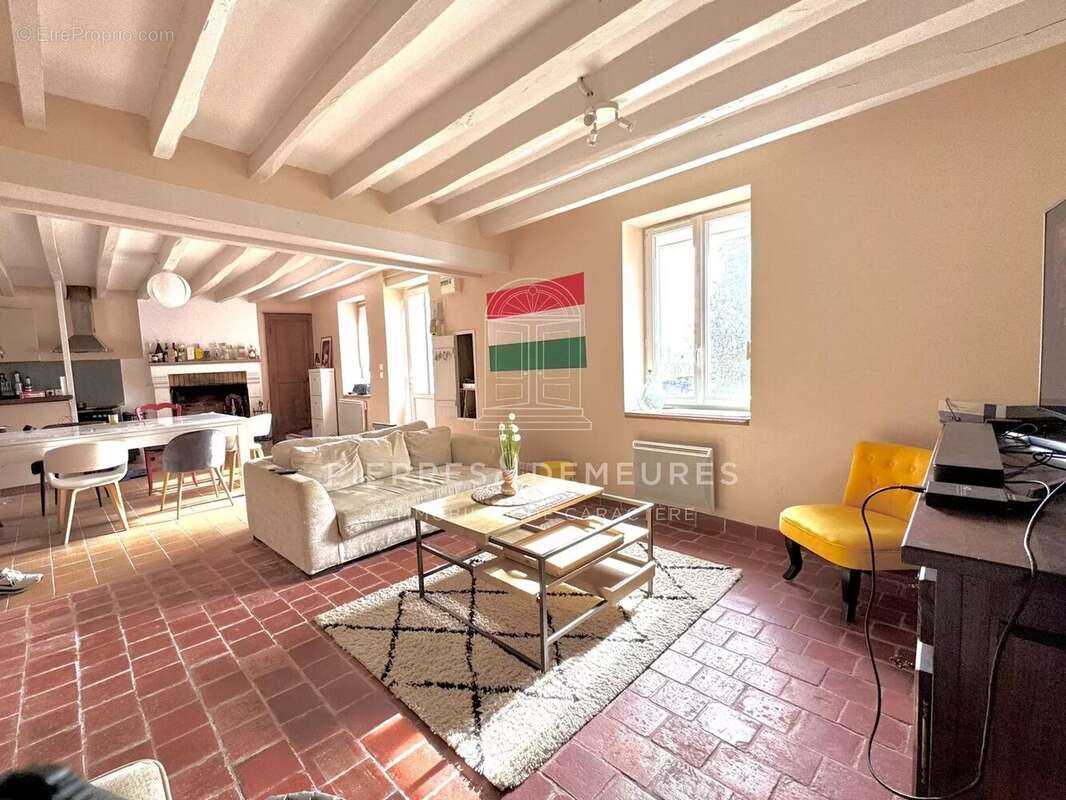 Maison à SAINT-MARTIN-D&#039;AUXIGNY