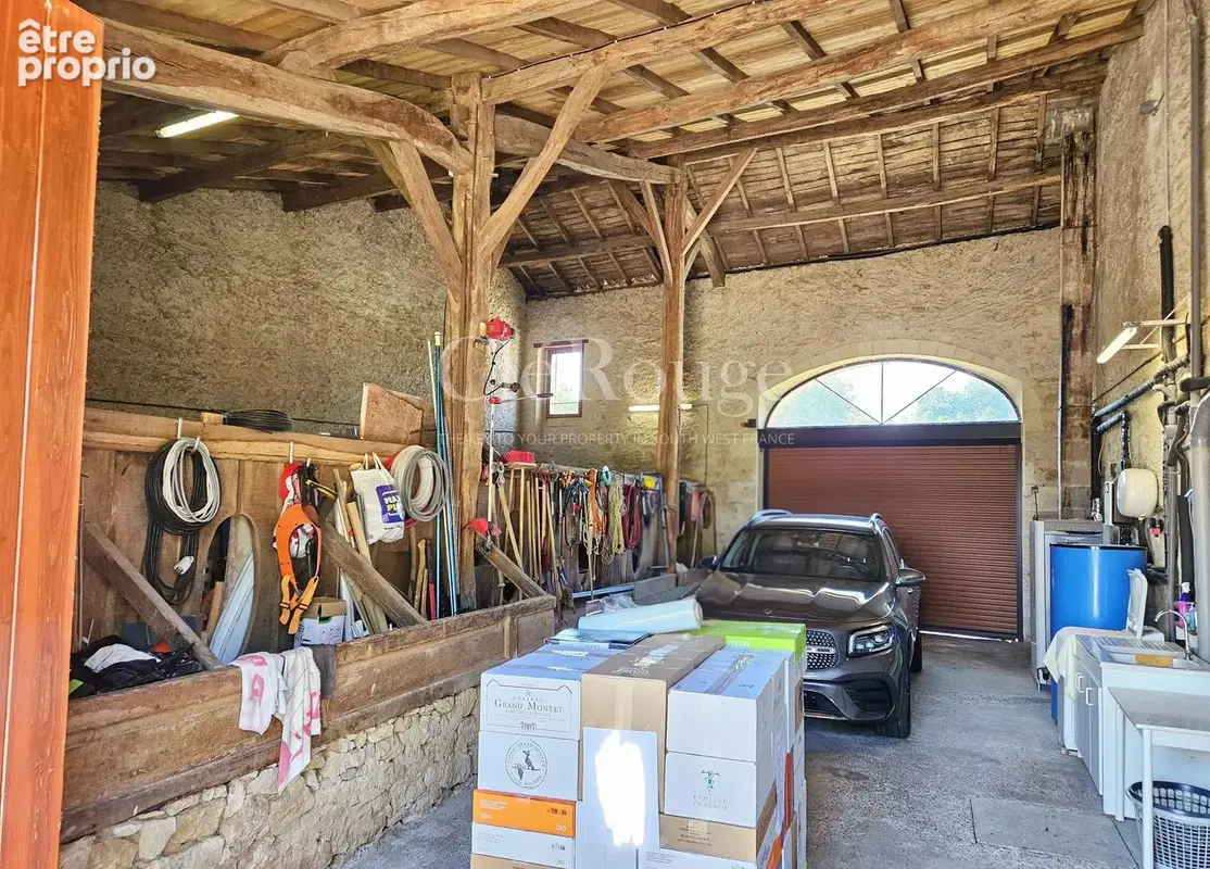 Charmante propriété à la campagne avec piscine, vues dégagées et beau potentiel d’aménagement - photo 21