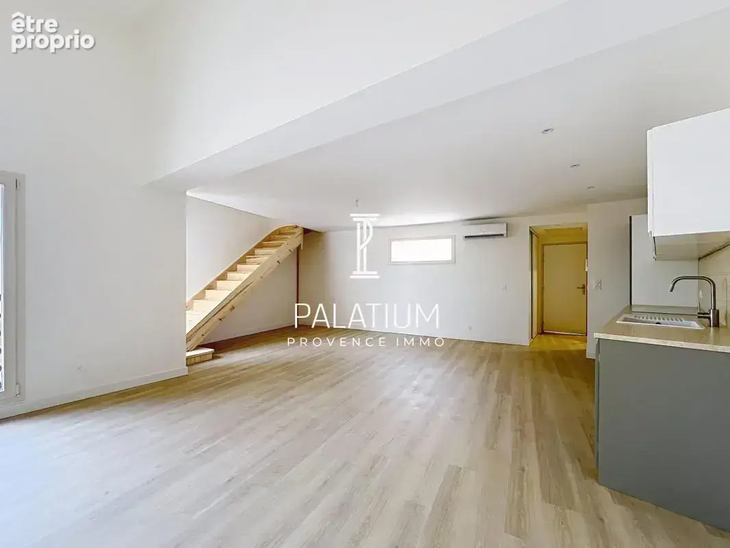 Appartement T4 de 82 m² – Cœur de Trets, résidence confidentielle - photo 9