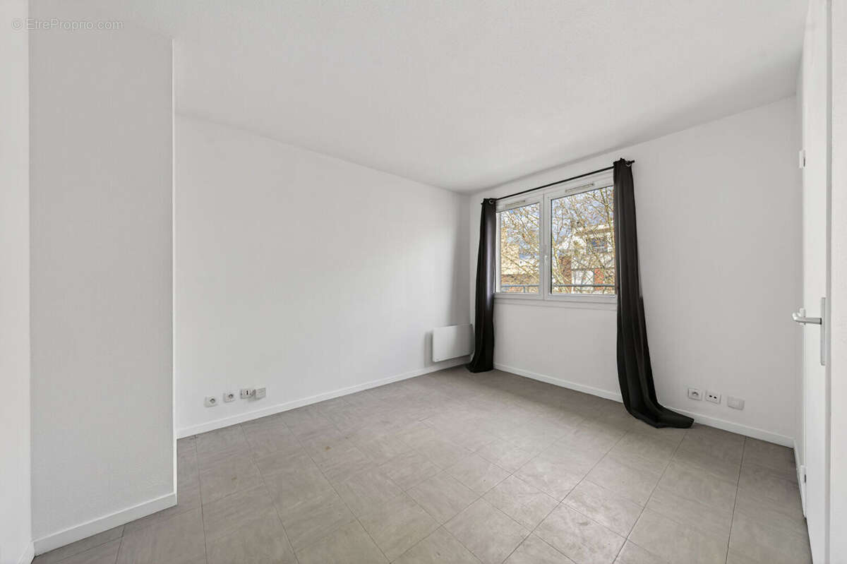 Appartement à ISSY-LES-MOULINEAUX