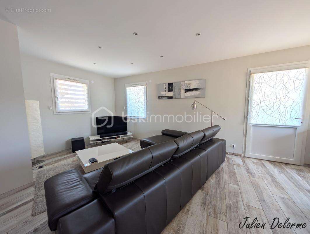 Maison à PIERRELATTE