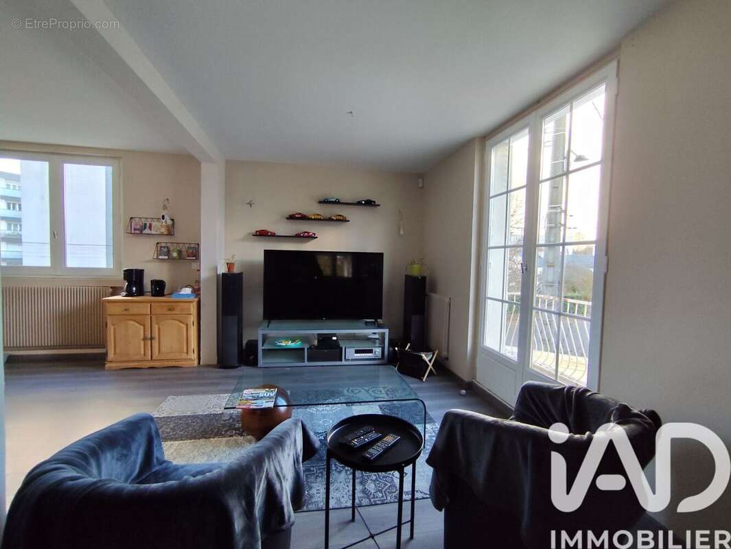 Photo 6 - Maison à SAINT-JEAN-DE-LA-RUELLE