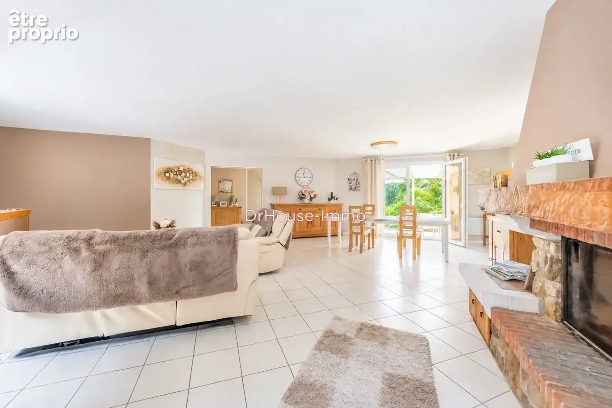 Maison 10 pièces 263 m² à vendre à Septeuil (78790) - photo 7