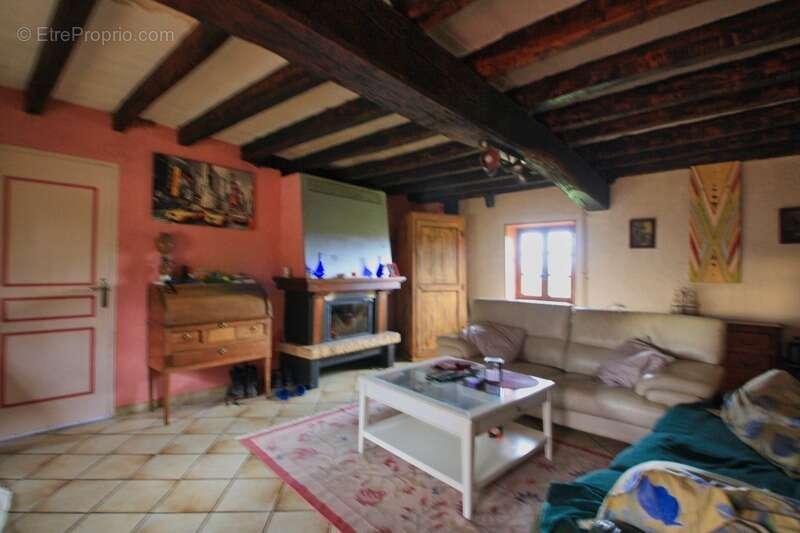 Longère 5 chambres, avec dépendances et un terrain de 3,4 hectares - photo 13