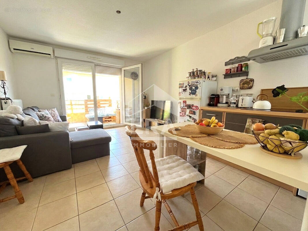 Appartement à SAINT-LAURENT-DU-VAR