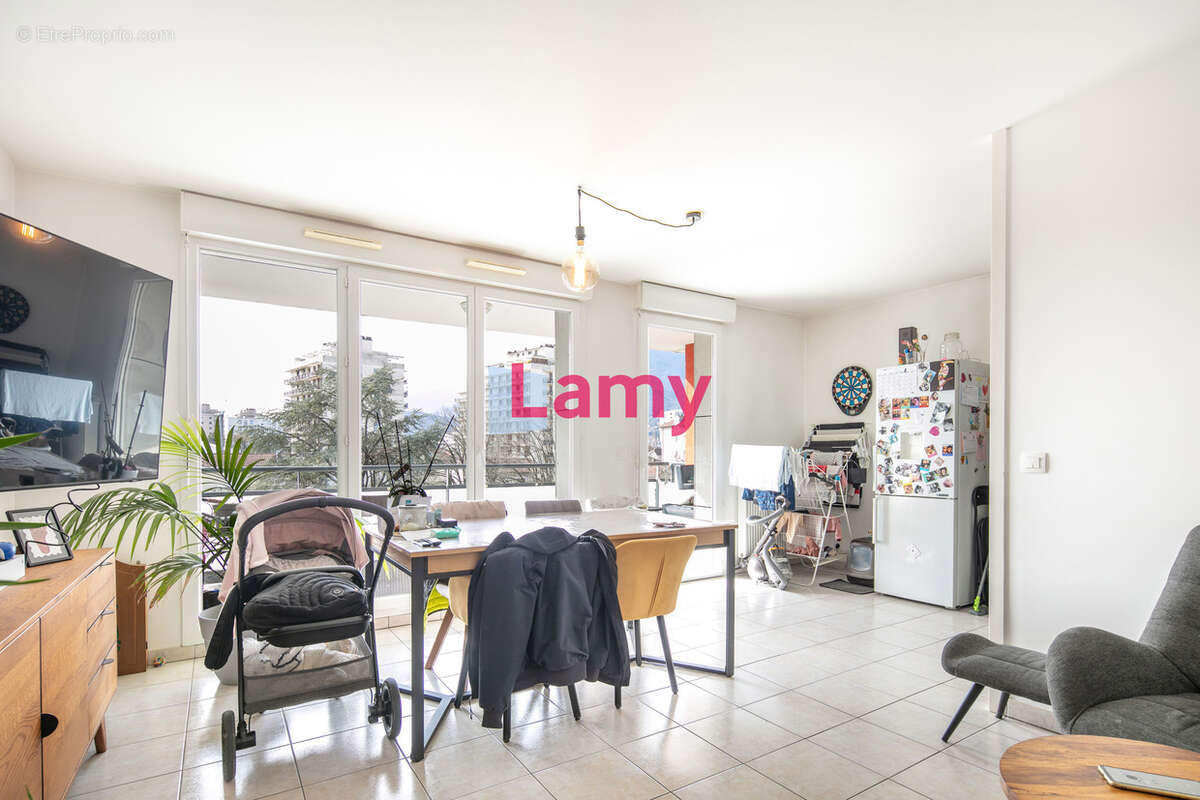 Appartement à GRENOBLE