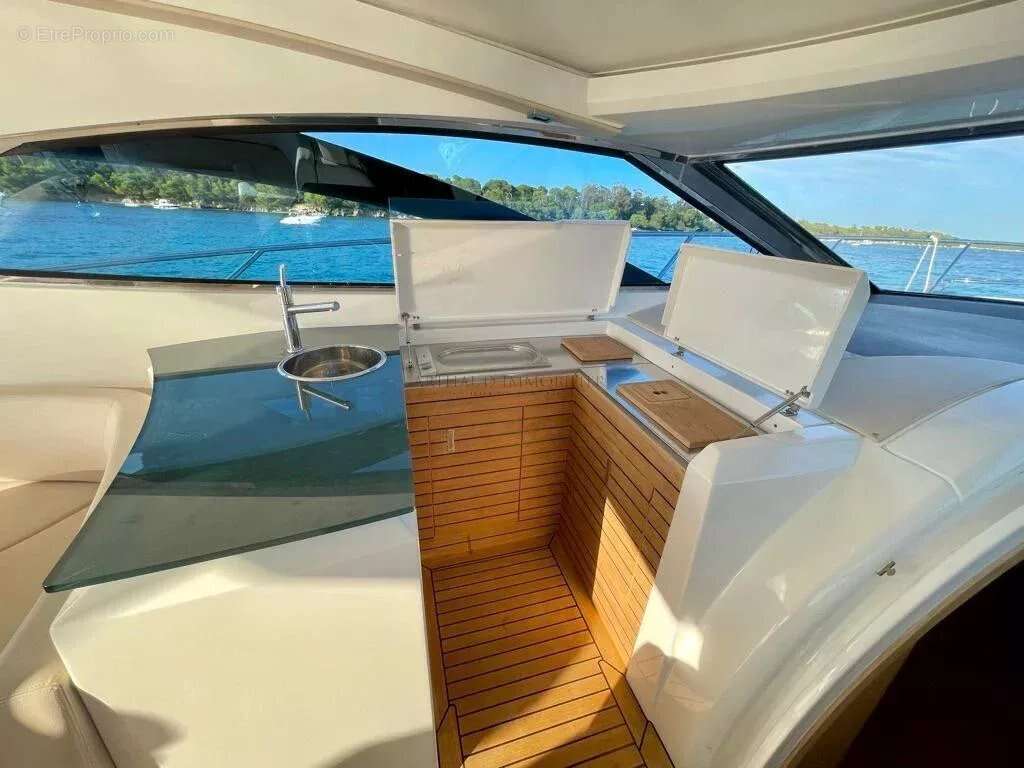 Yacht Sessa C52  Port Canto, Cannes - photo 7