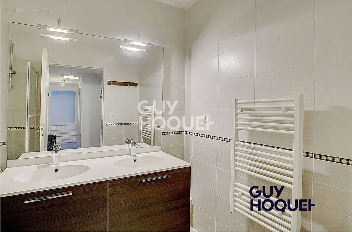 Appartement à LYON-5E